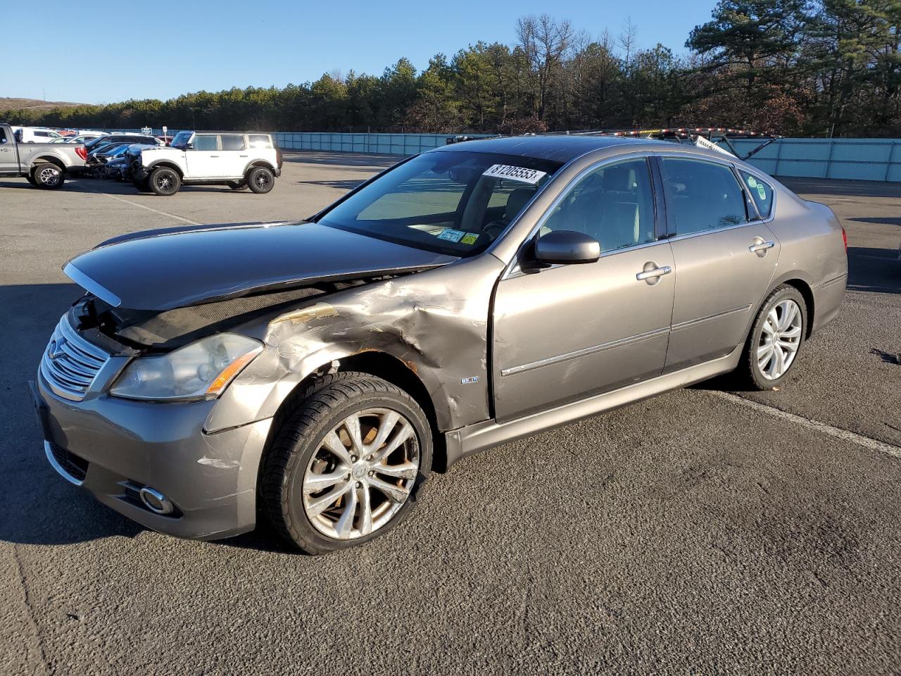 Infiniti M (2009)