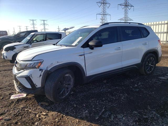 Volkswagen Taos s (2022)