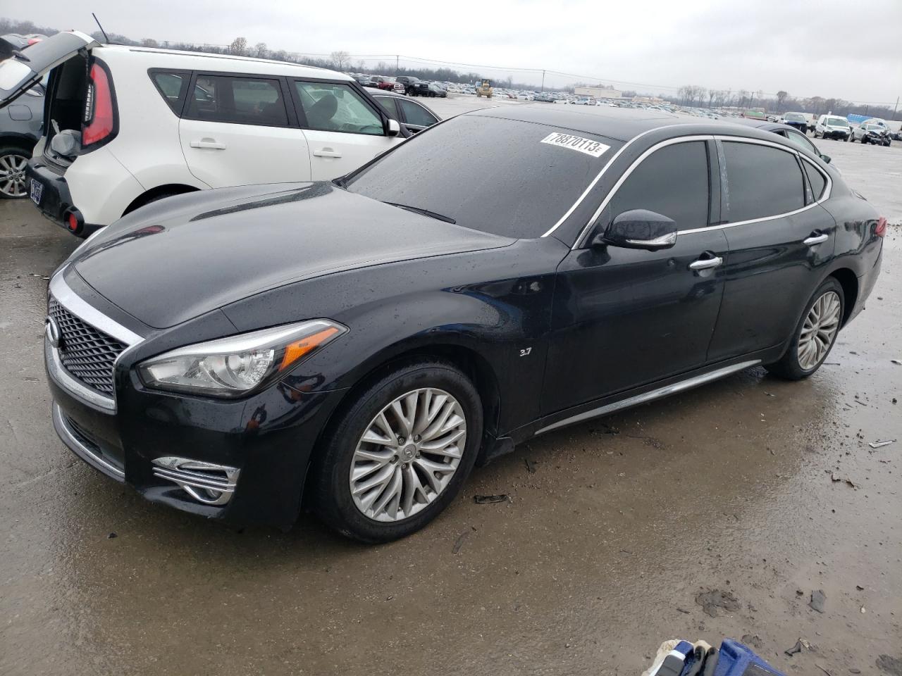 Infiniti Q70 (2016)