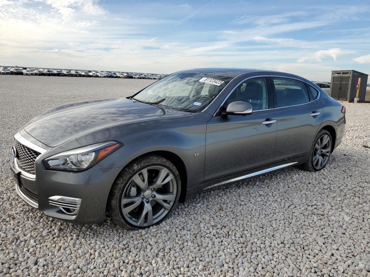 Infiniti Q70 (2018)