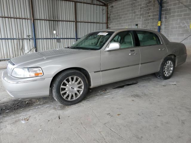 Lincoln Towncar (2006)