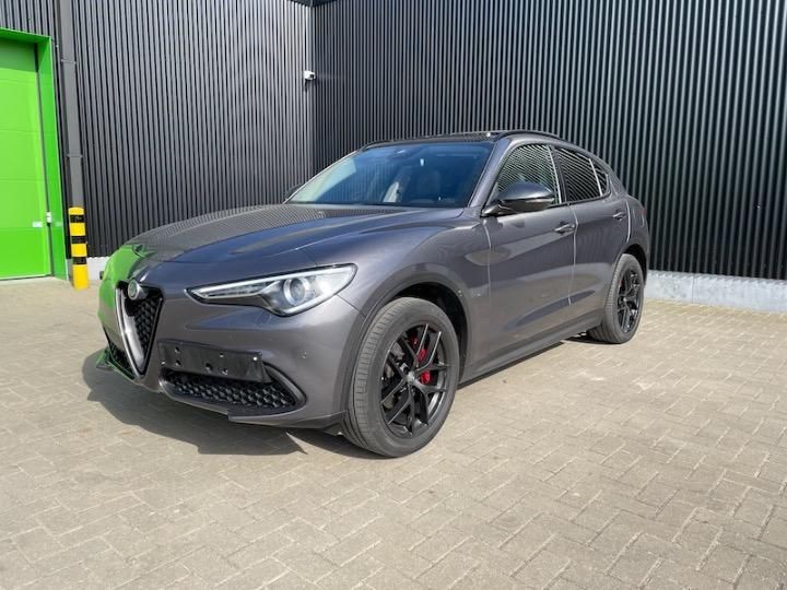 Alfa-romeo Stelvio suv (2019)