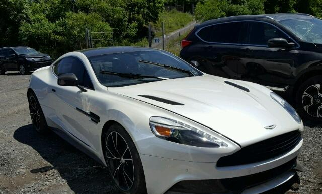 Aston-martin Vanquish (2014)