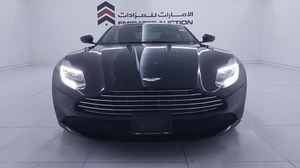 Aston-martin Dbs (2017)