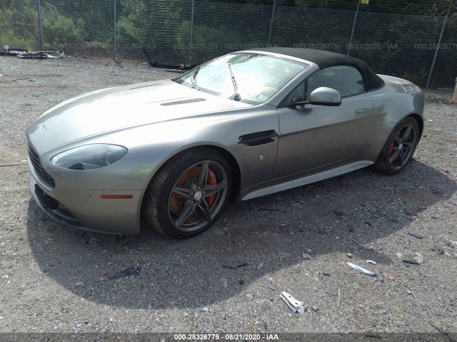 Aston-martin V8 vantage 2016