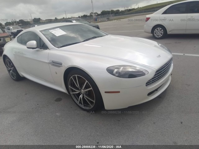 Aston-martin Vantage (2010)