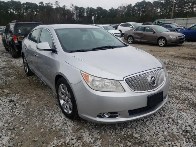 Buick Lacrosse c (2010)