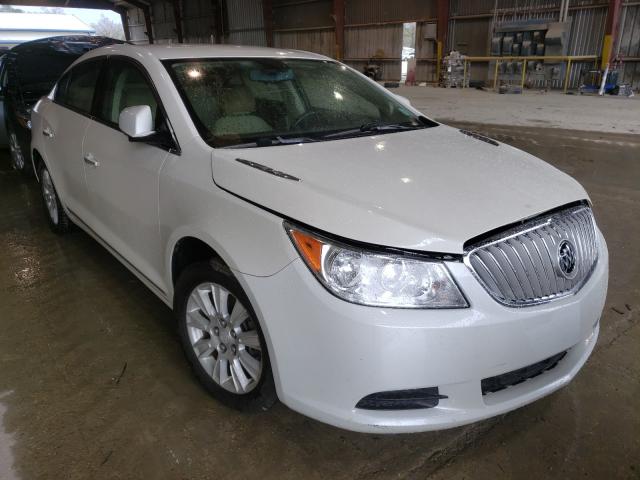 Buick Lacrosse c (2010)