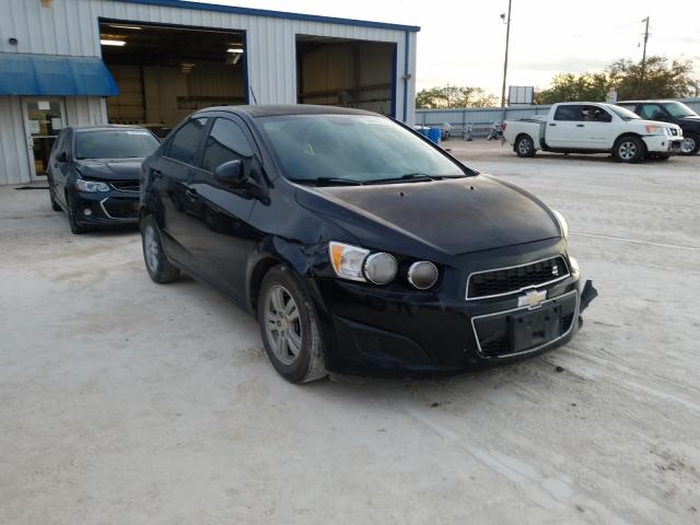 Chevrolet Sonic ls (2012)