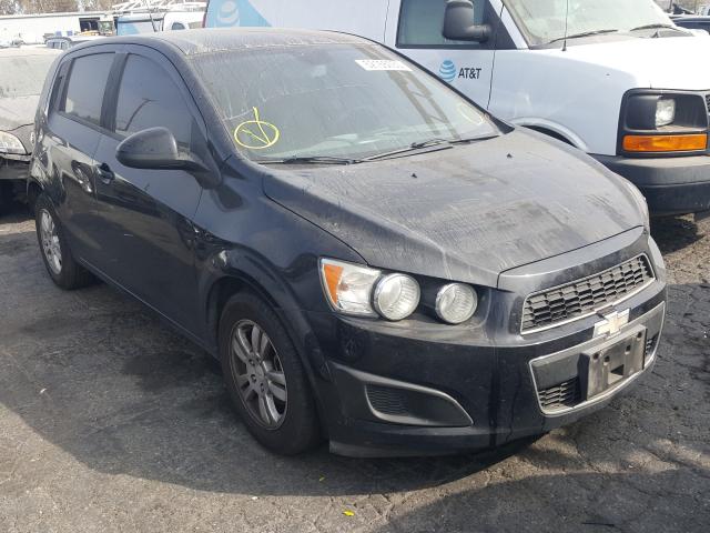 Chevrolet Sonic ls (2012)