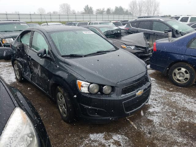 Chevrolet Sonic ls (2014)