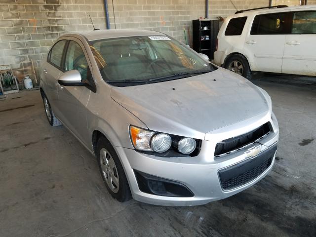 Chevrolet Sonic ls (2015)