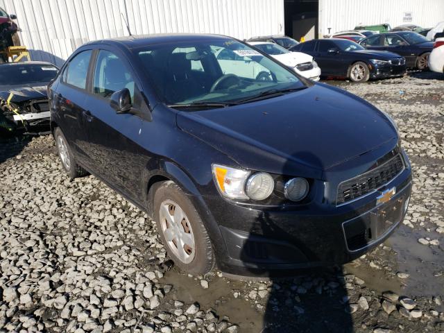 Chevrolet Sonic ls (2014)
