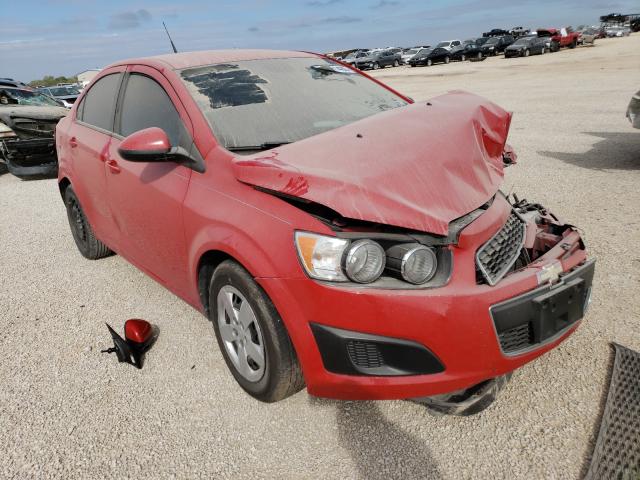 Chevrolet Sonic ls (2013)