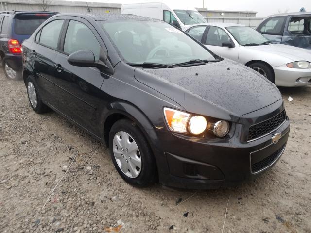 Chevrolet Sonic ls (2014)