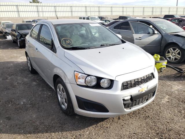 Chevrolet Sonic ls (2014)