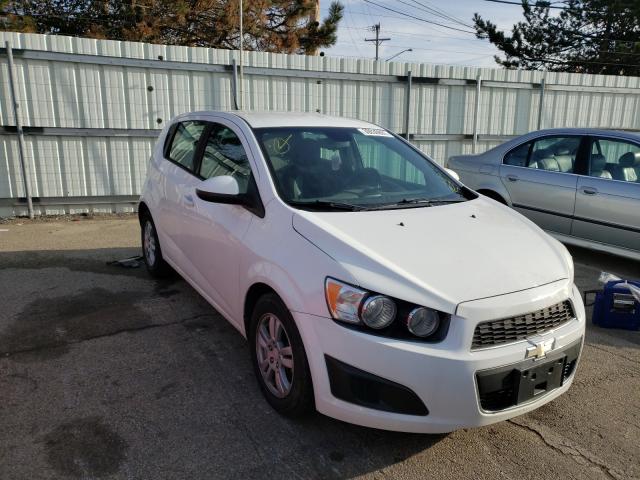 Chevrolet Sonic ls (2012)