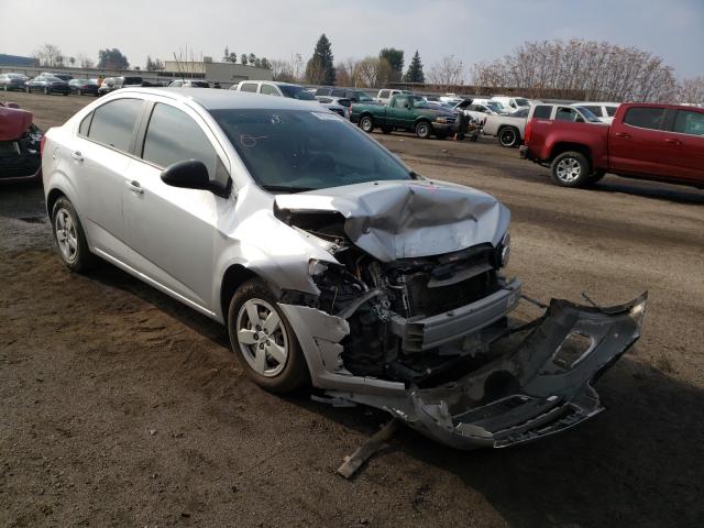 Chevrolet Sonic ls (2016)