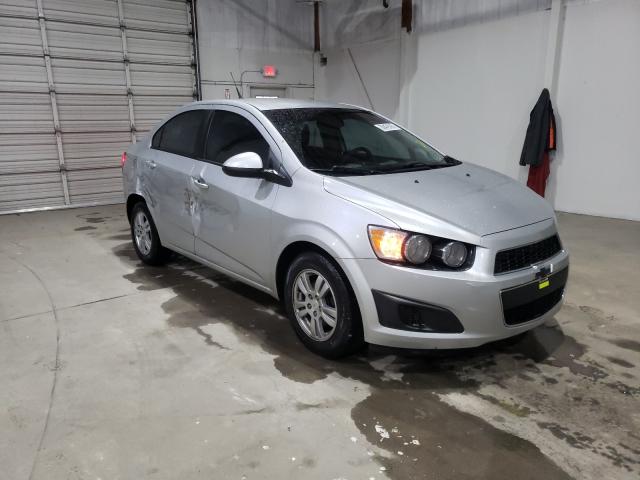 Chevrolet Sonic ls (2012)