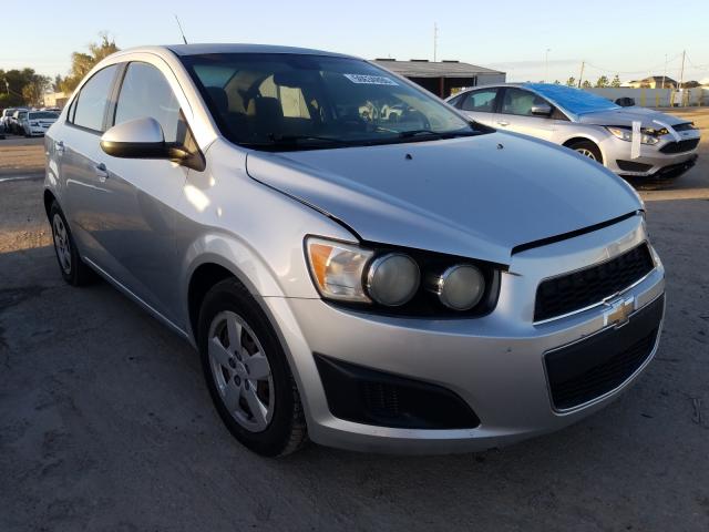 Chevrolet Sonic ls (2013)
