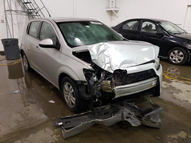 Chevrolet Sonic ls (2012)