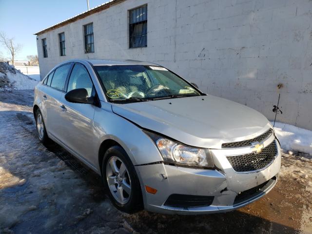 Chevrolet Cruze ls (2013)