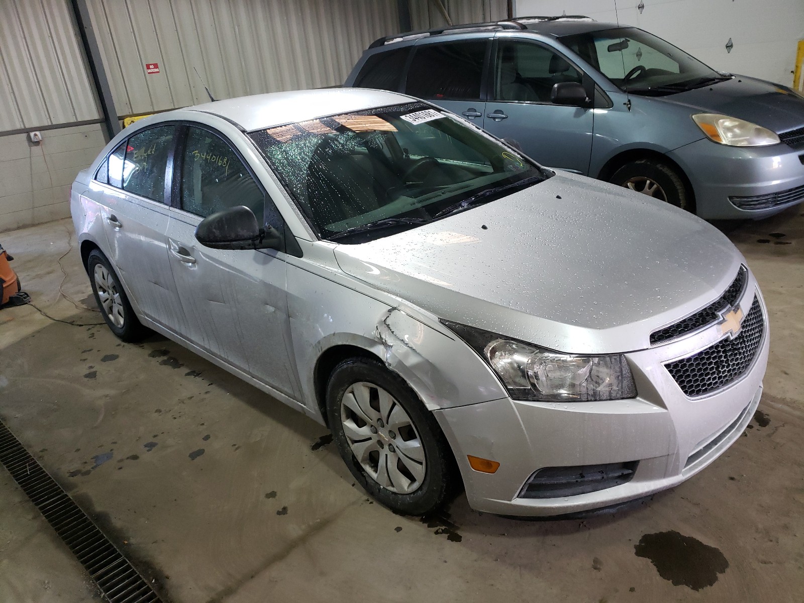 Chevrolet Cruze ls (2012)
