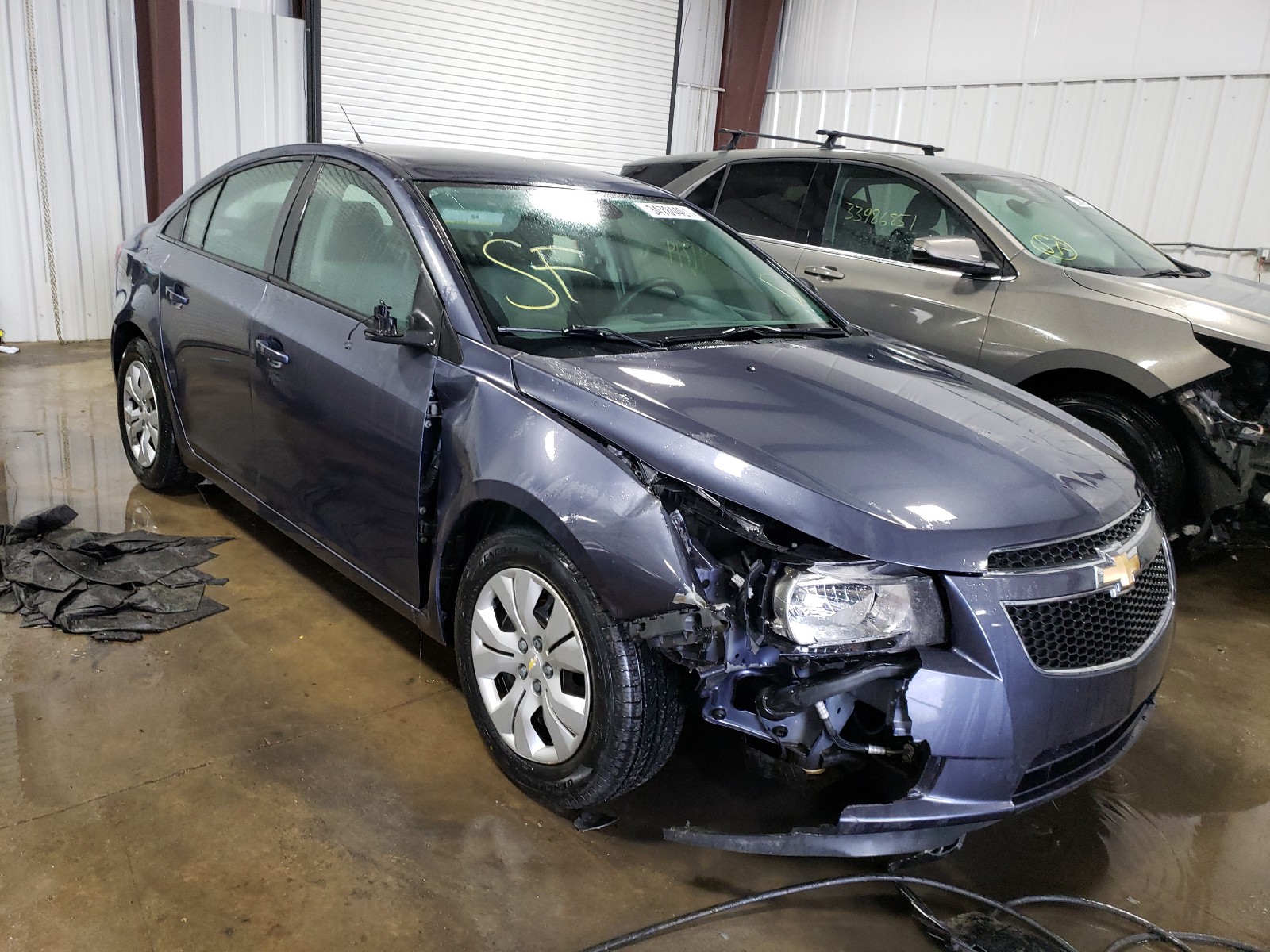 Chevrolet Cruze ls (2014)