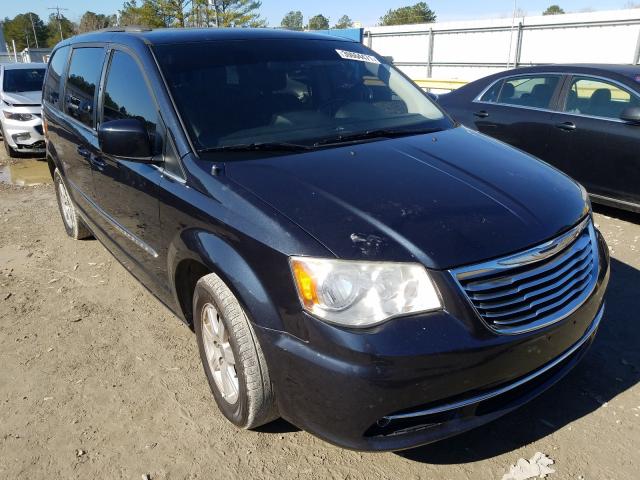 Chrysler Town-cou (2013)