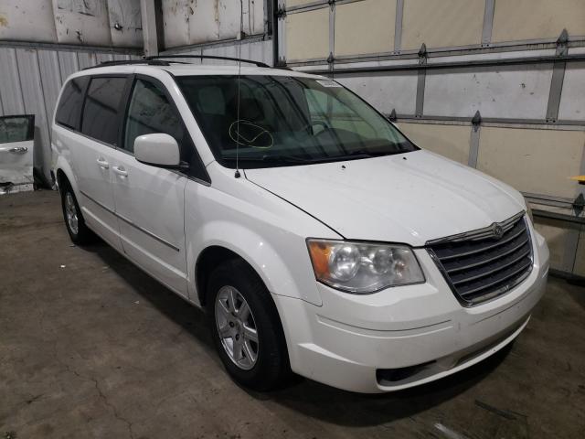 Chrysler Town-cou (2010)