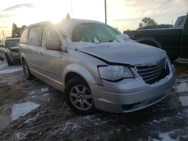 Chrysler Town-cou (2010)