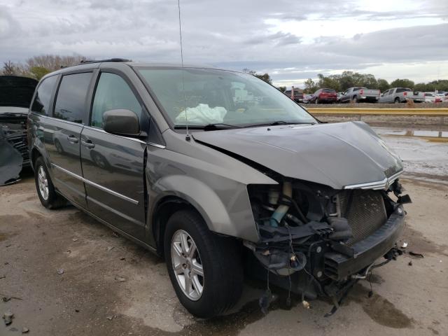 Chrysler Town-cou (2010)
