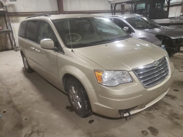 Chrysler Town-cou (2010)