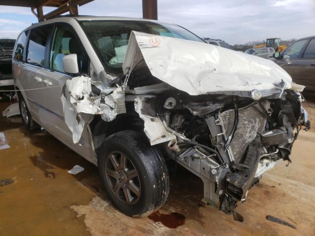 Chrysler Town-cou (2010)