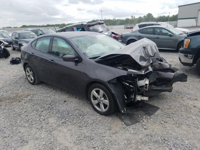Dodge Dart sxt (2016)