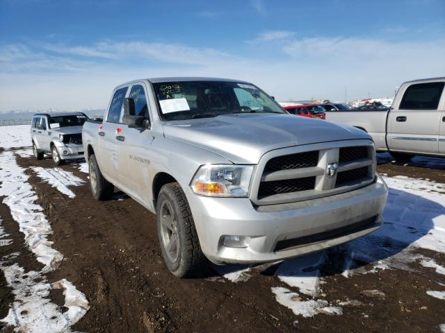 Dodge Ram 1500 s (2012)