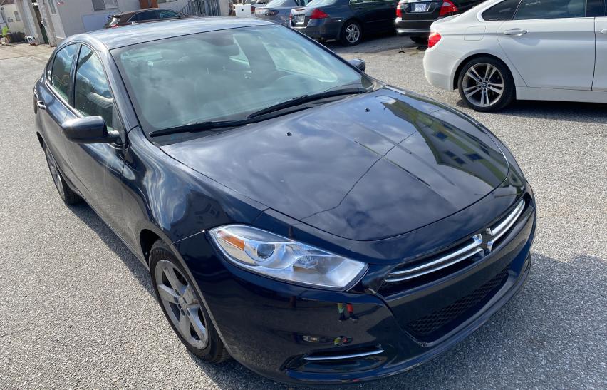 Dodge Dart sxt (2015)