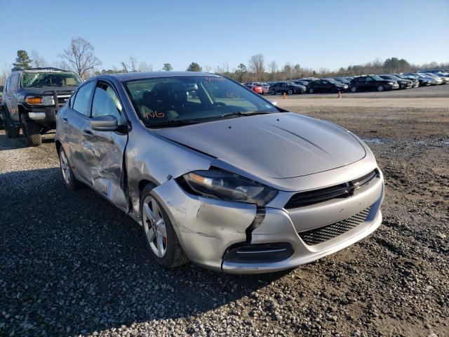 Dodge Dart sxt (2016)