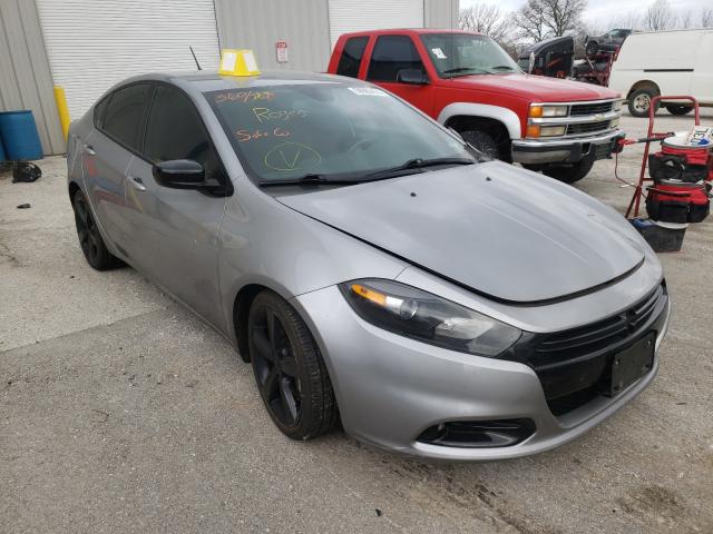 Dodge Dart sxt (2016)