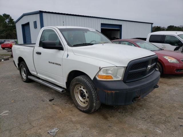 Dodge Ram 1500 s (2012)