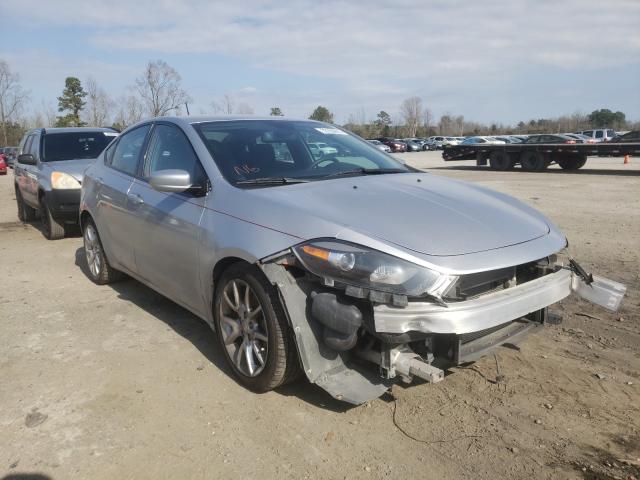 Dodge Dart sxt (2015)