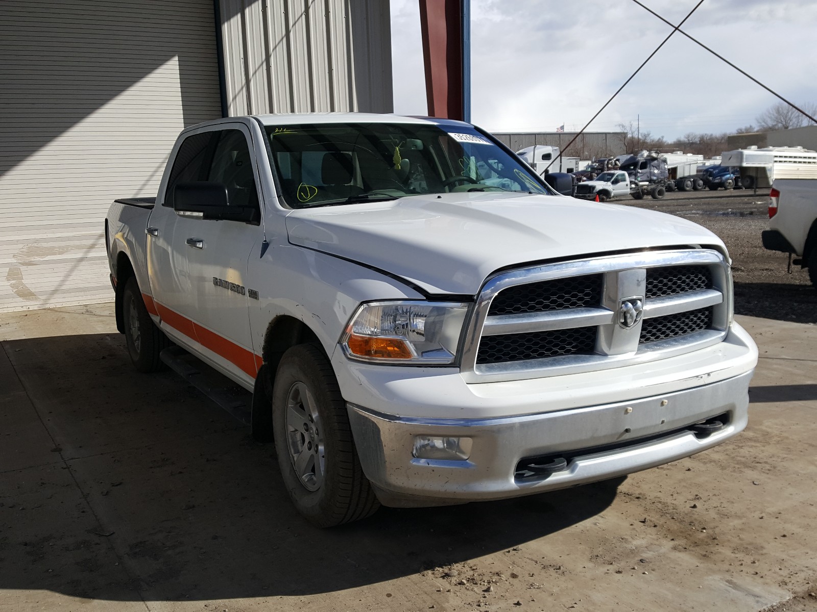 Dodge Ram 1500 s (2012)