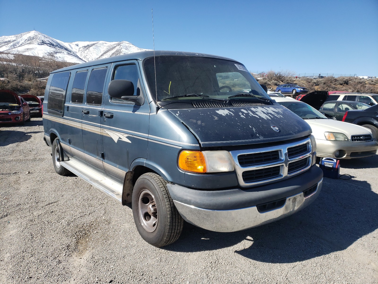 Dodge Ram van b1 (1999)