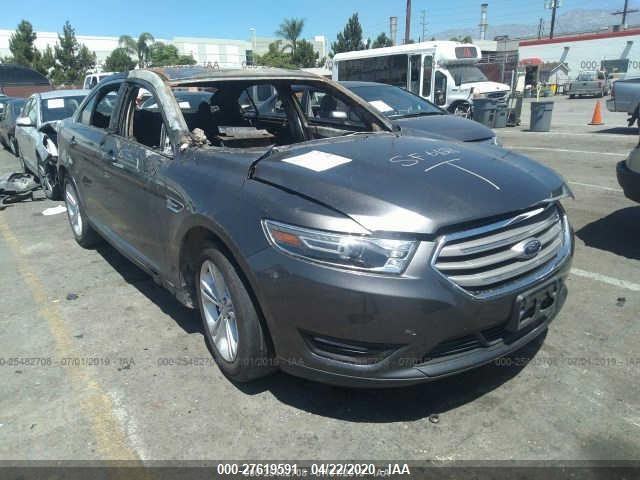 Ford Taurus (2016)