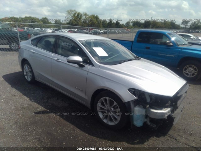 Ford Fusion hybrid (2019)