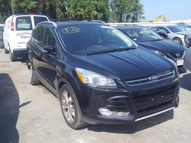 Ford Escape tit (2014)