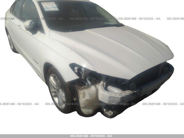 Ford Fusion hybrid (2018)
