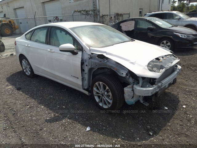 Ford Fusion hybrid (2019)