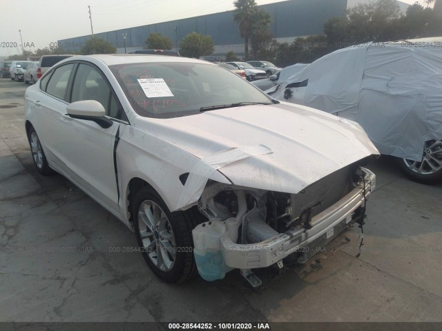 Ford Fusion hybrid (2020)