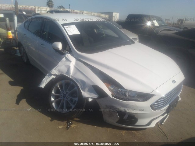 Ford Fusion hybrid (2020)